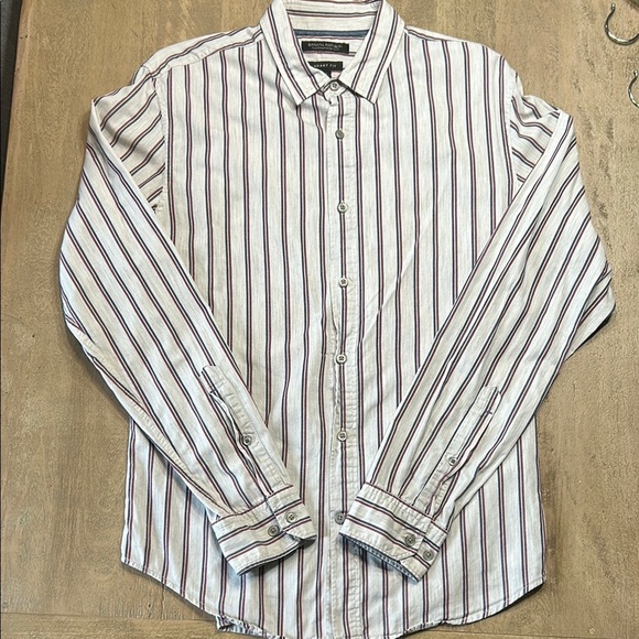 Banana Republic Grey with Maroon and Blue Casual Button Down Shirt - Picture 1 of 4